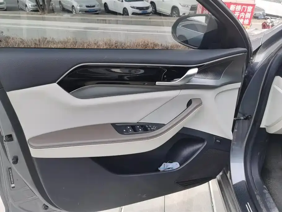 BYD Qin PLUS — фото 9