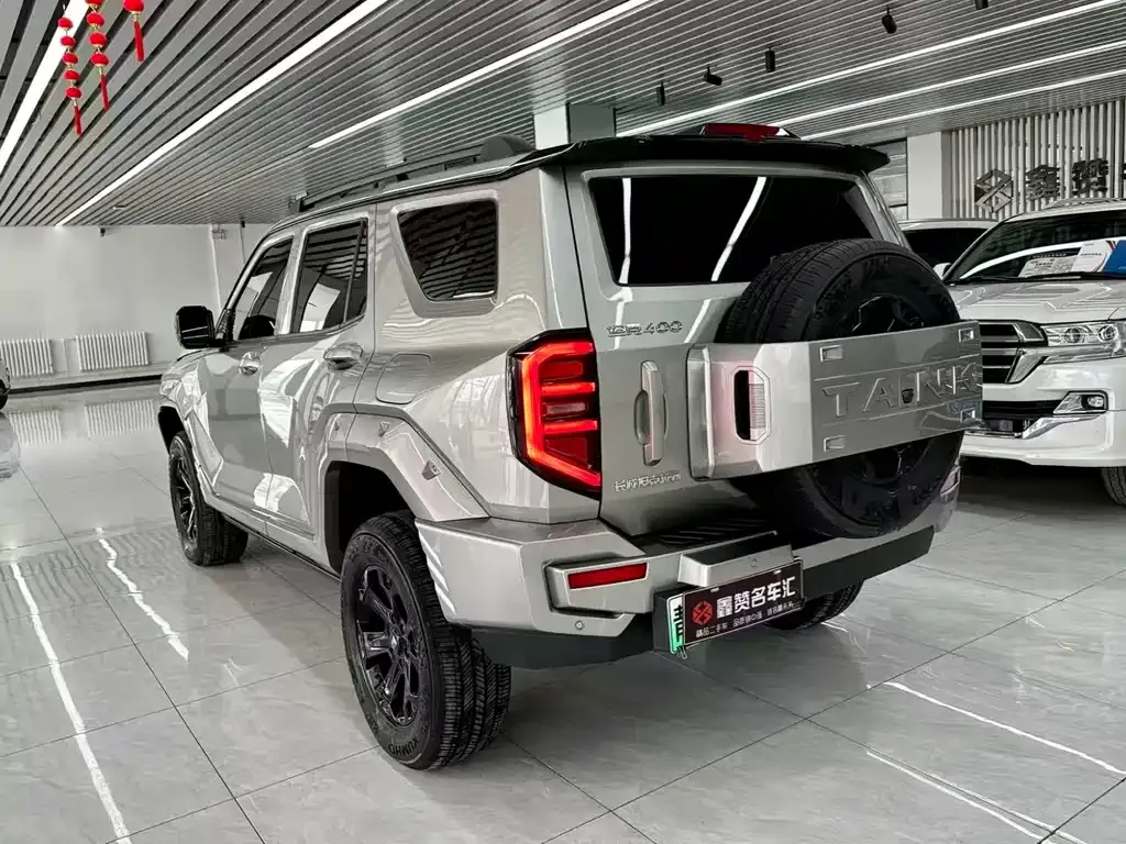 Tank 400 New Energy — фото 8