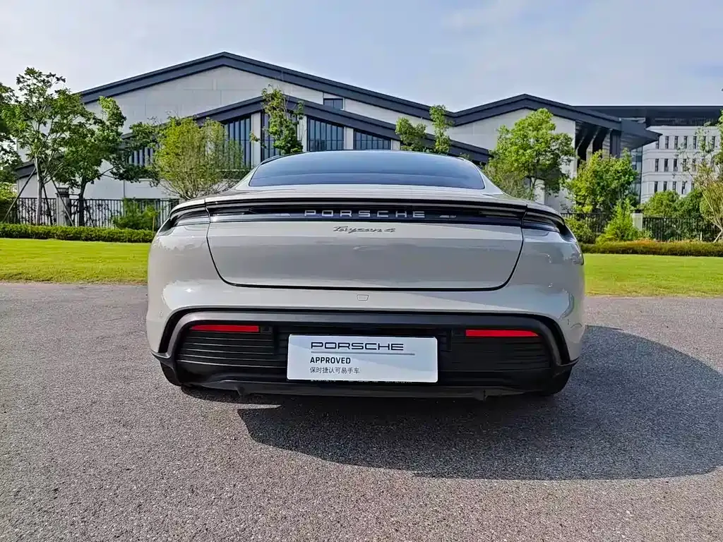 Porsche Taycan 2025 из CN, фото 7