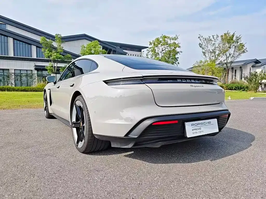 Porsche Taycan 2025 из CN, фото 6