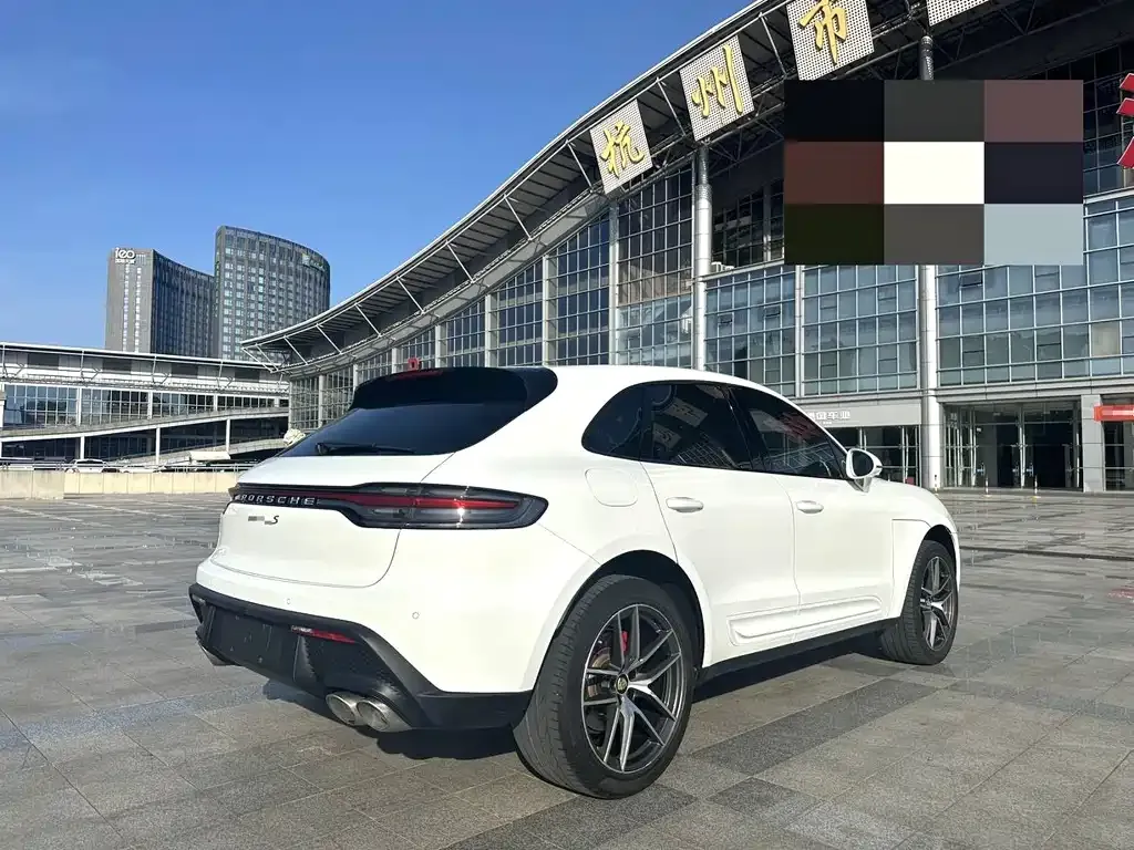 Porsche Macan — фото 7