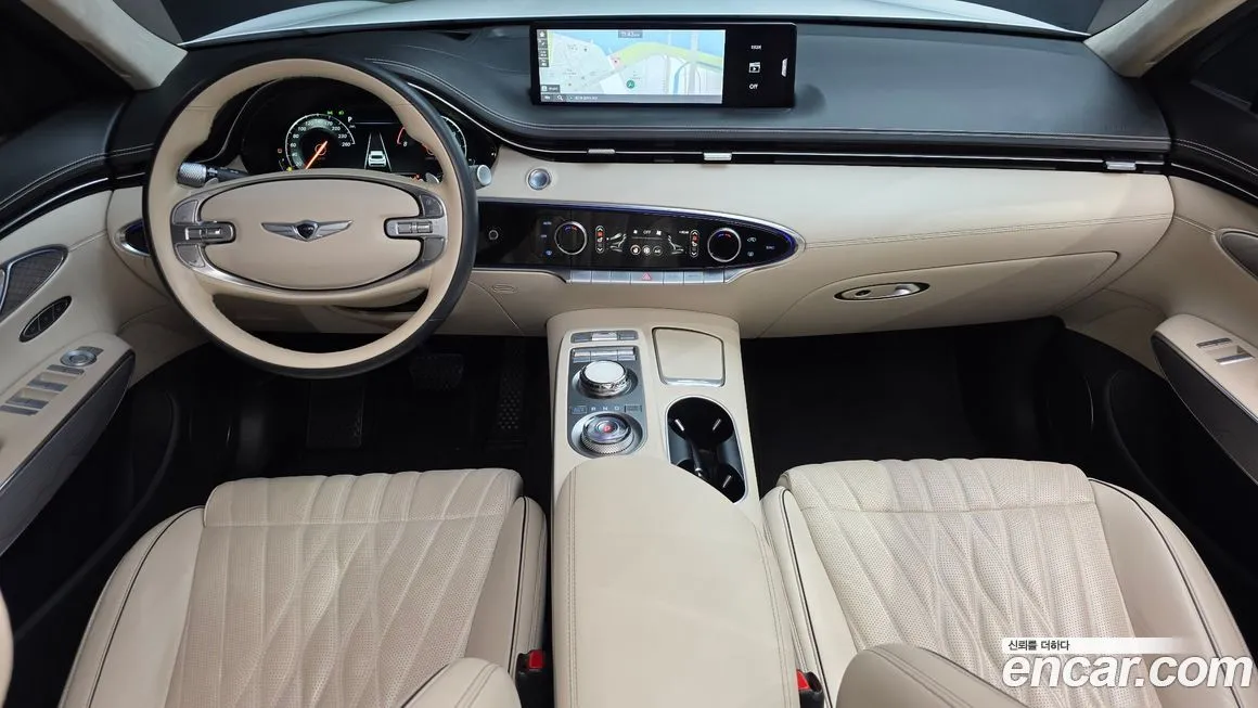 Genesis GV70 — фото 10
