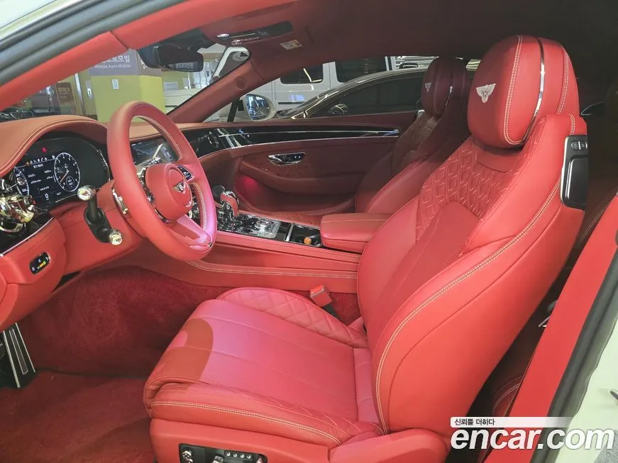 Bentley Continental 2022 из KR, фото 6