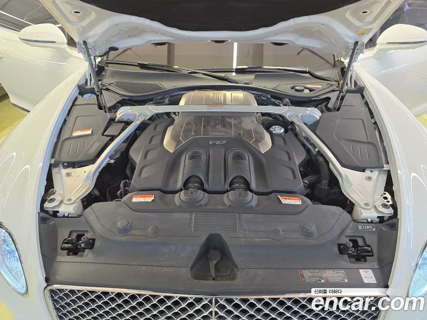 Bentley Continental 2022 из KR, фото 8