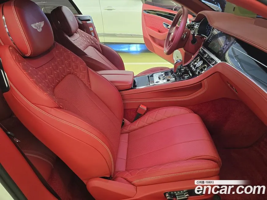 Bentley Continental 2022 из KR, фото 9