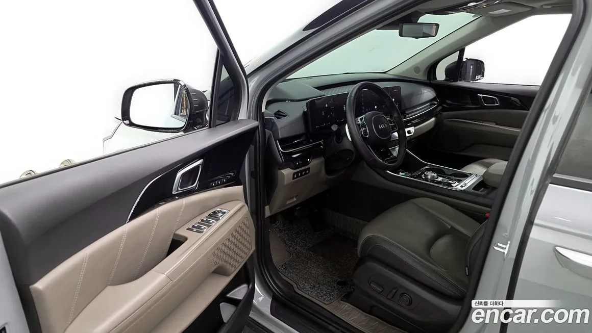 Kia Carnival — фото 9