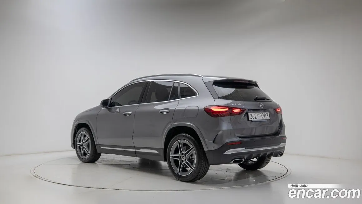 Mercedes-Benz GLA-Class — фото 6