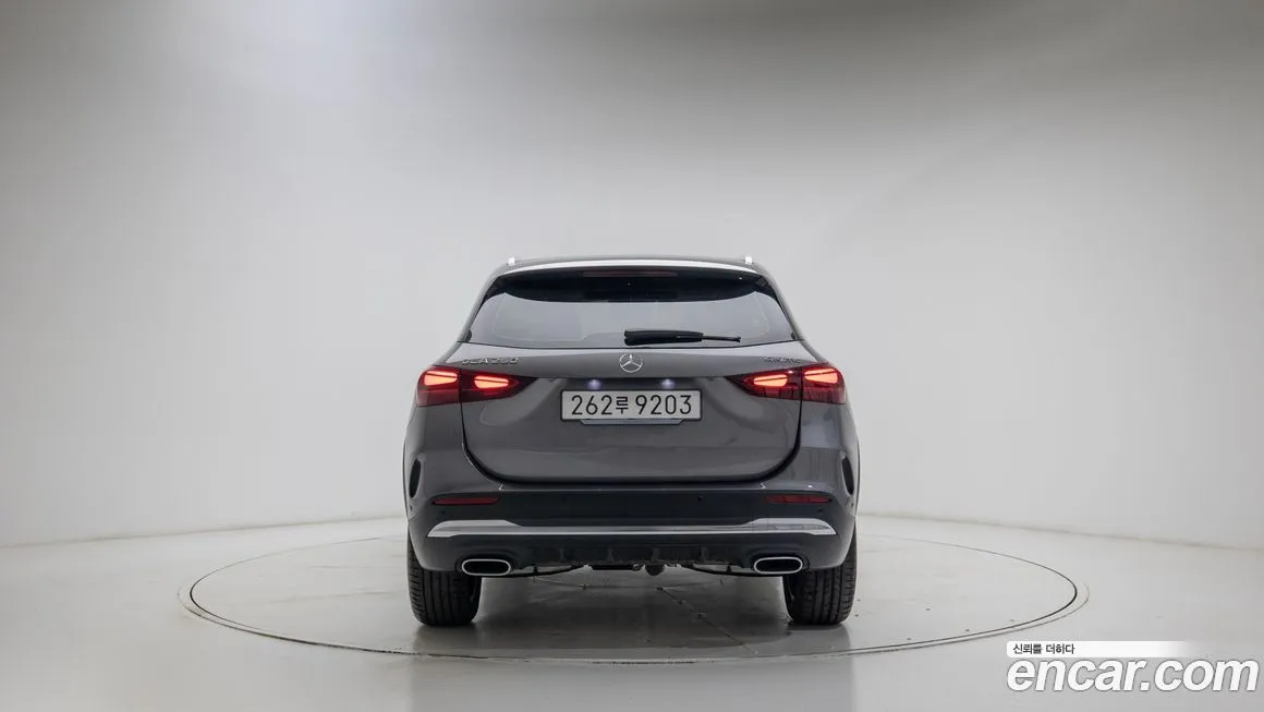 Mercedes-Benz GLA-Class — фото 8