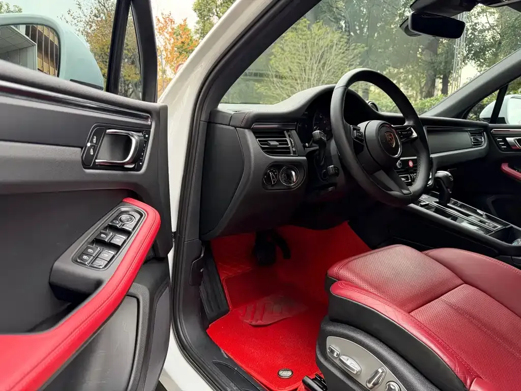Porsche Macan 2024 из CN, фото 8