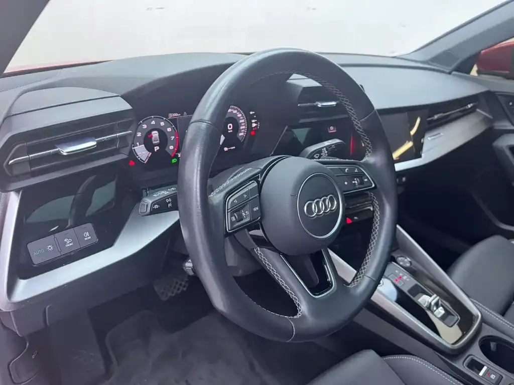 Audi A3 — фото 2