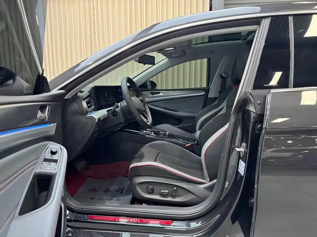 Volkswagen Lamando 2023 из CN, фото 7