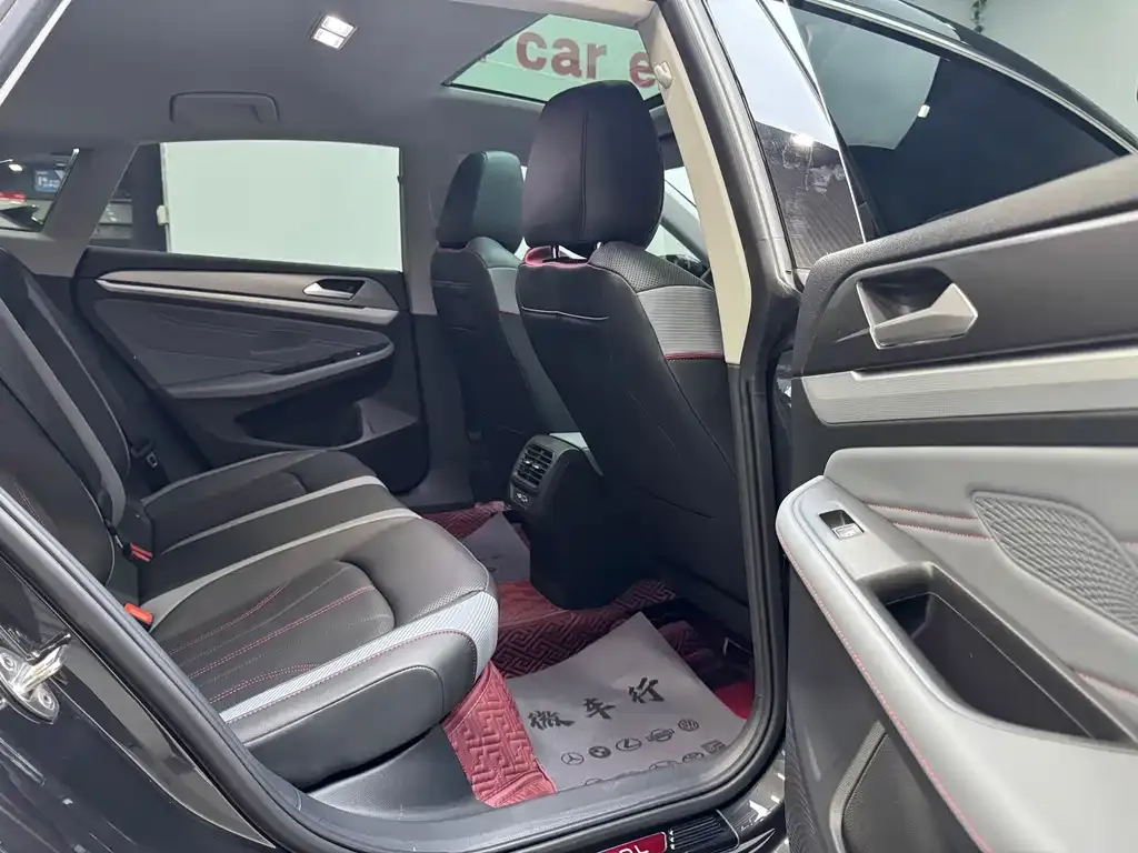 Volkswagen Lamando 2023 из CN, фото 6