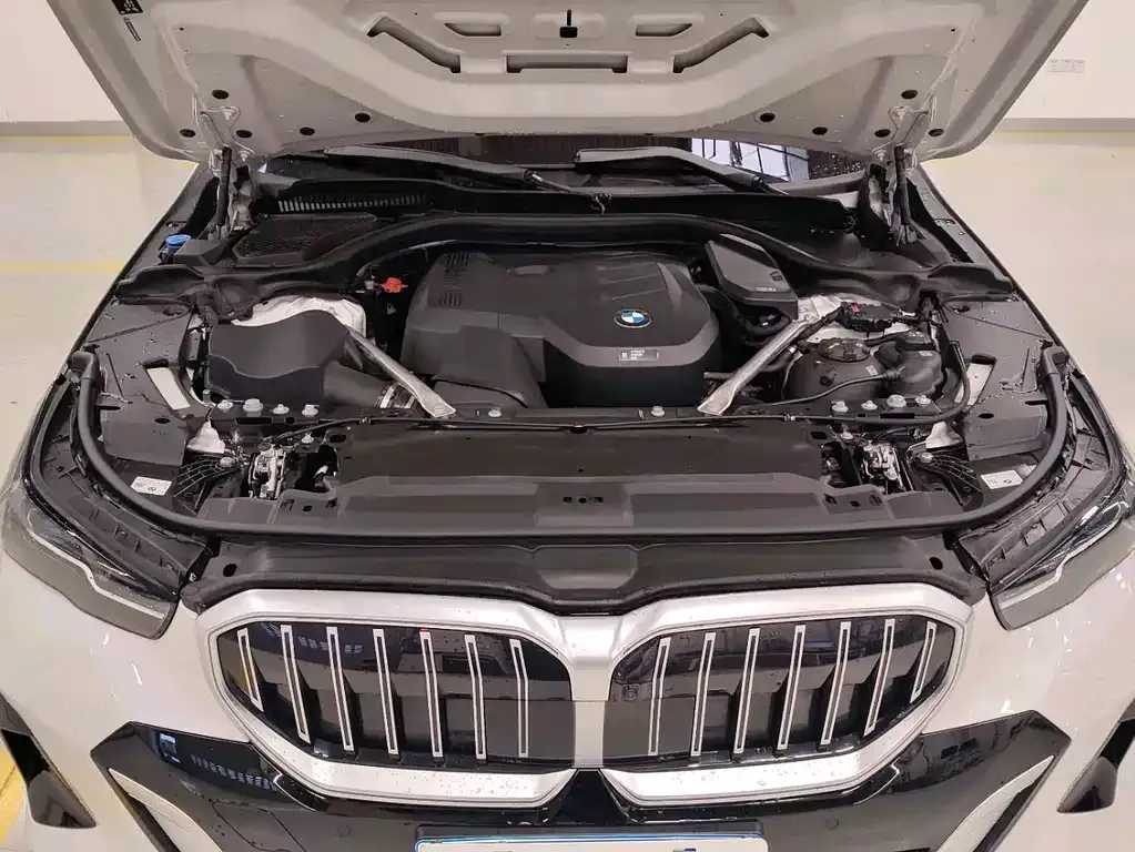 BMW 5 Series — фото 10