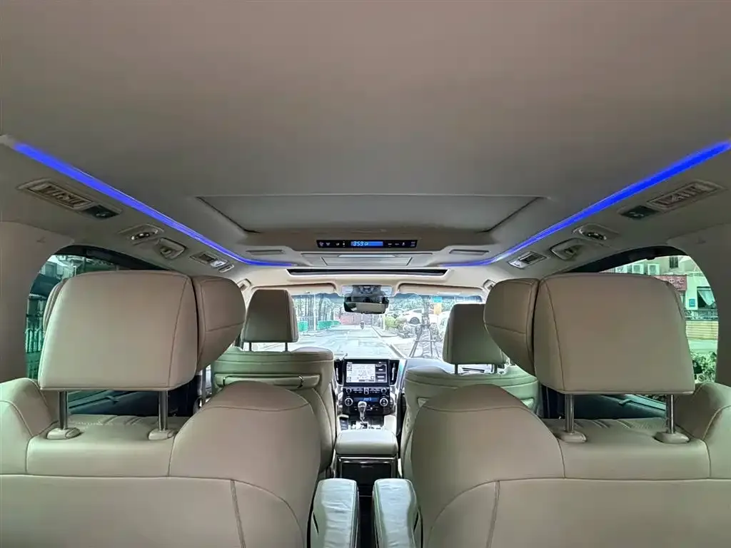 Toyota Alphard 2022 из CN, фото 6