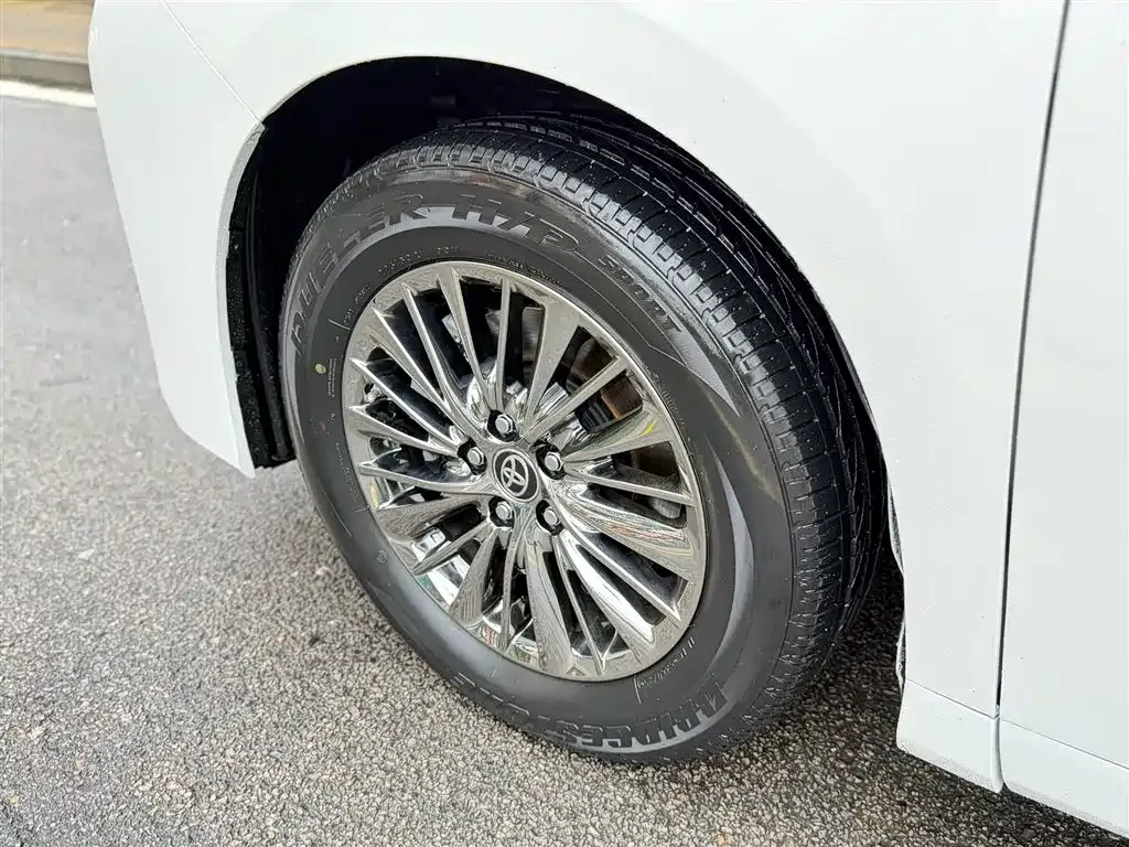 Toyota Alphard 2022 из CN, фото 10