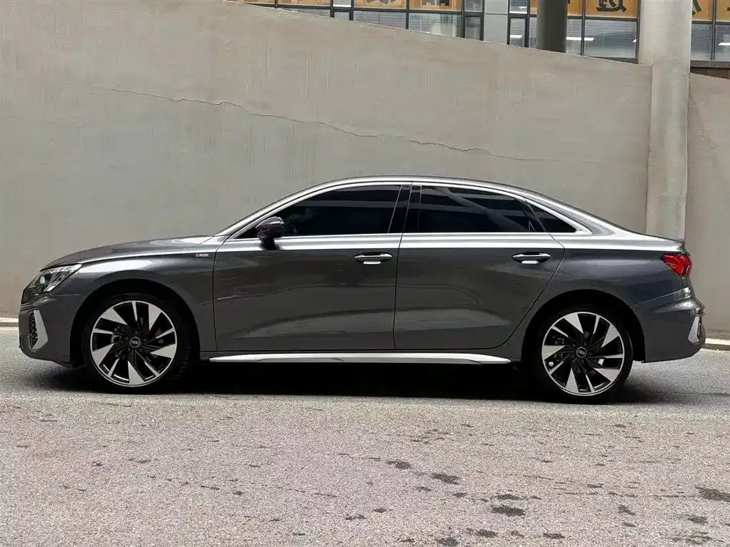 Audi A3 — фото 8