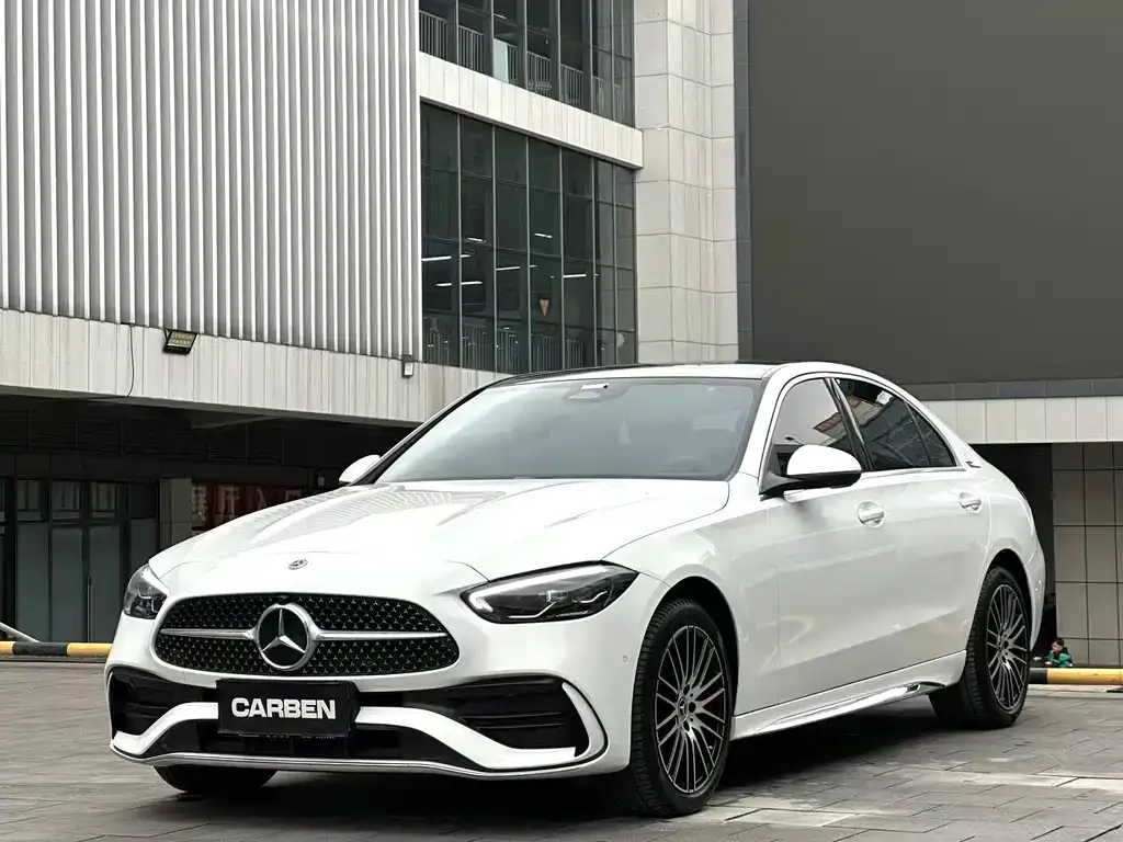 Mercedes-Benz C-Class — фото 1