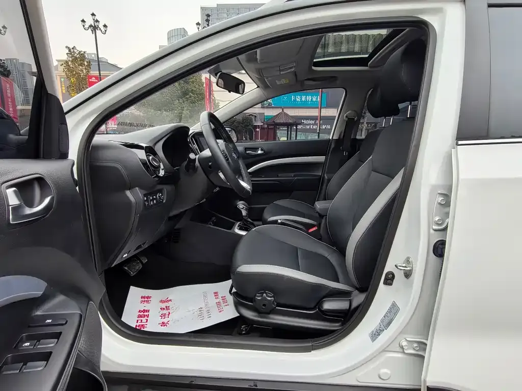 Kia KX1 2021 из CN, фото 3