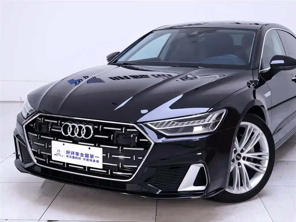 Audi A7L — фото 7