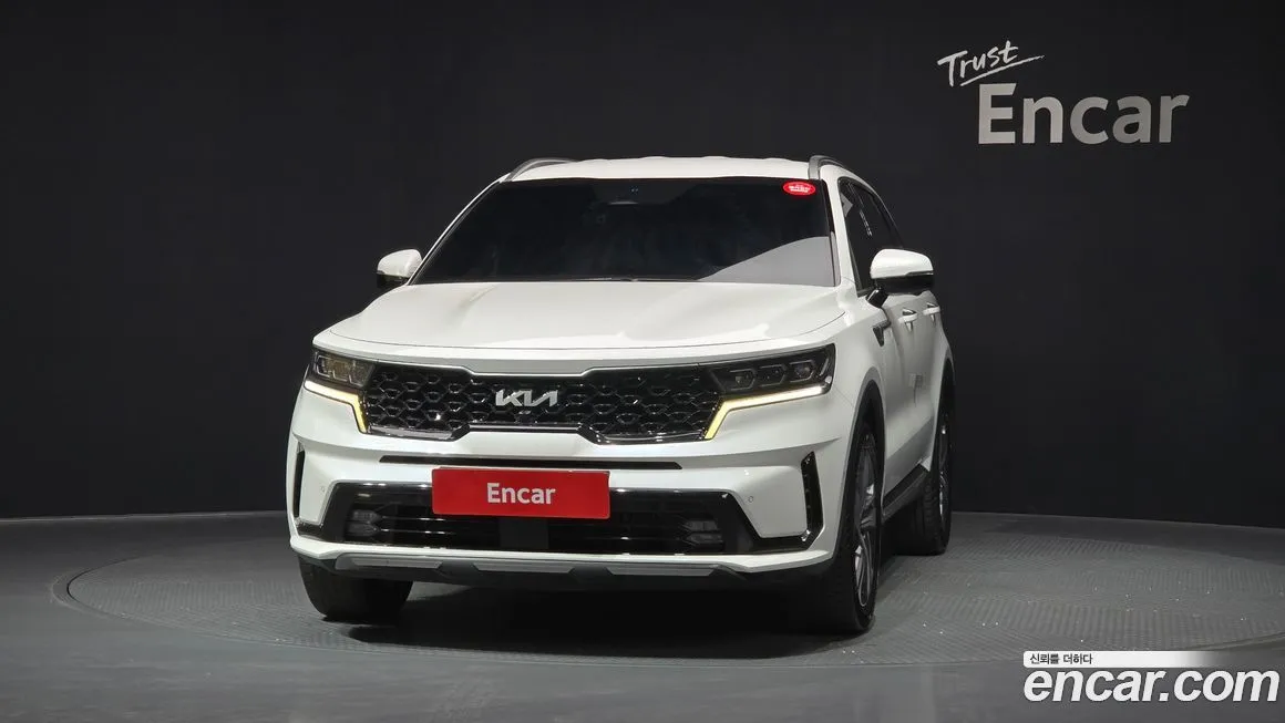 Kia Sorento — фото 7