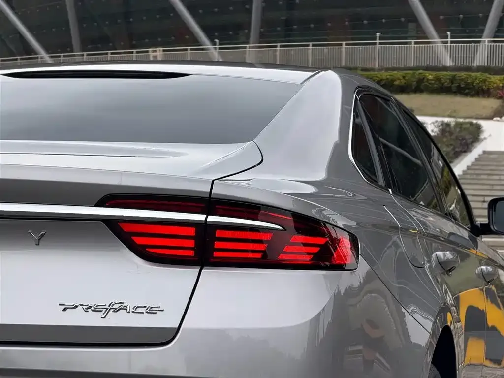 Geely Xingrui 2021 из CN, фото 2