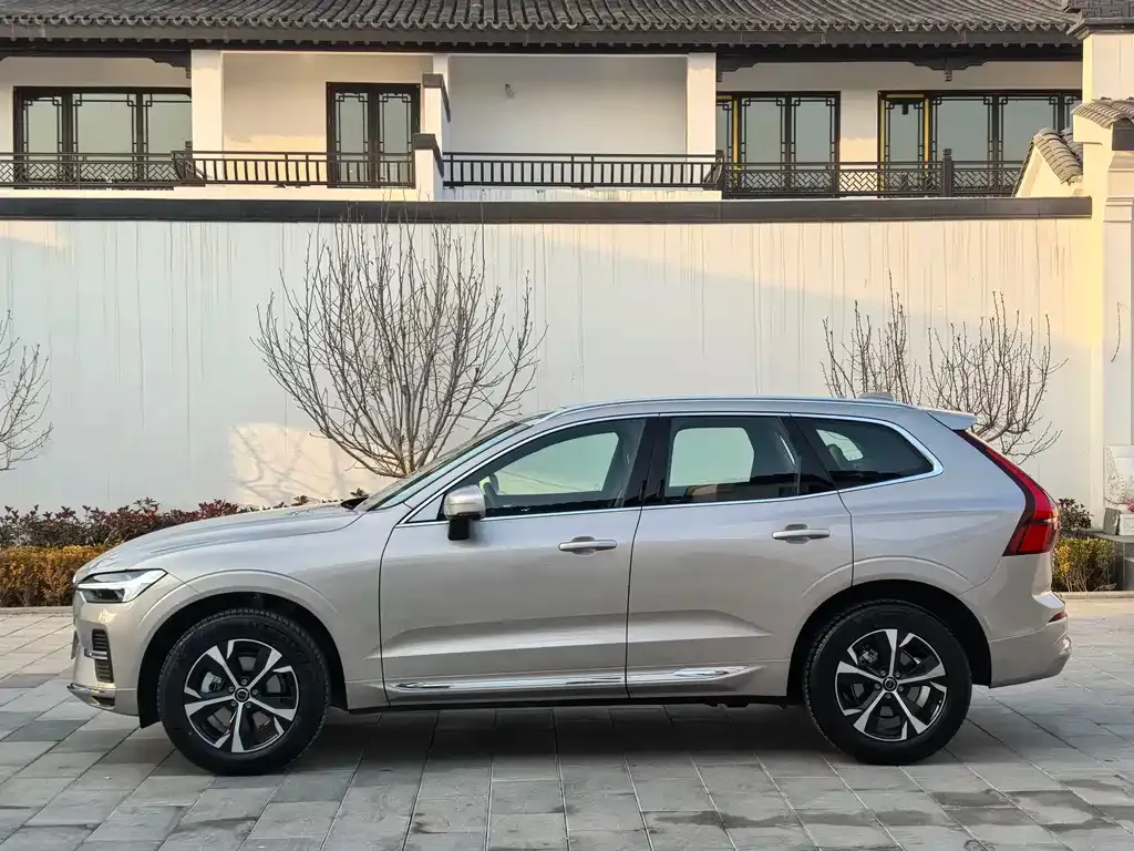 Volvo XC60 2025 из CN, фото 10