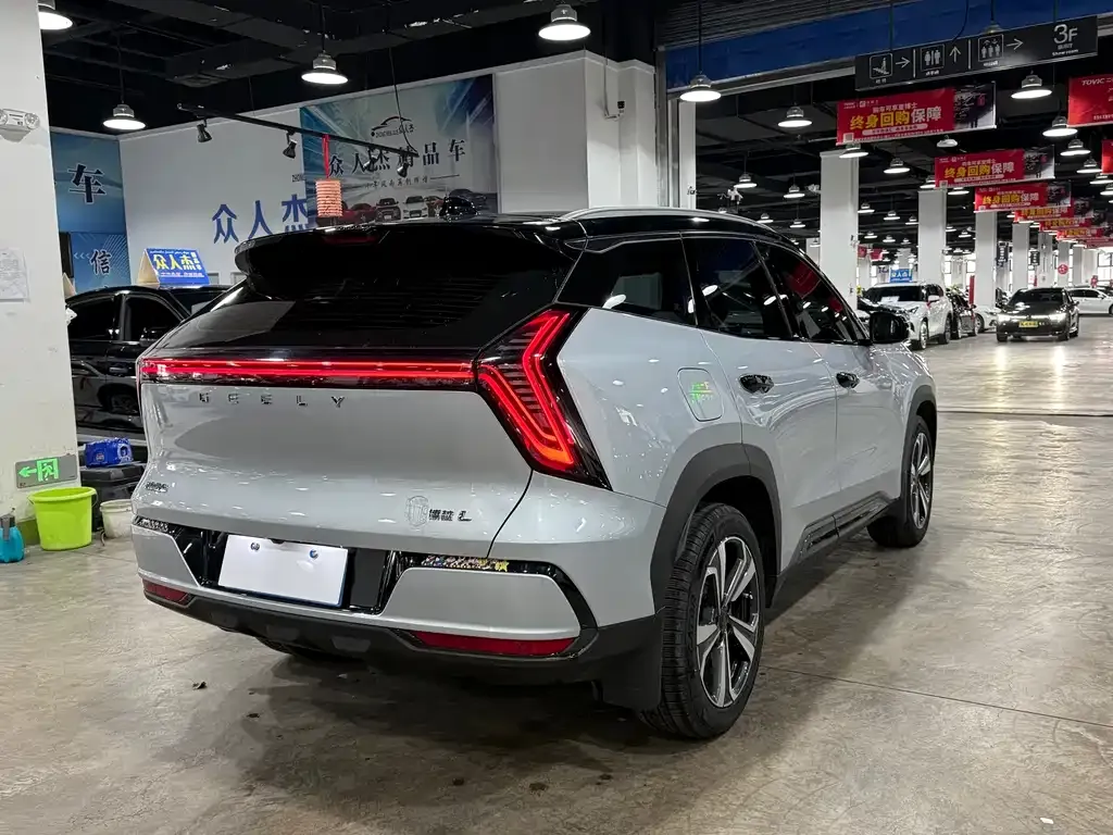 Geely Boyue L 2025 из CN, фото 4