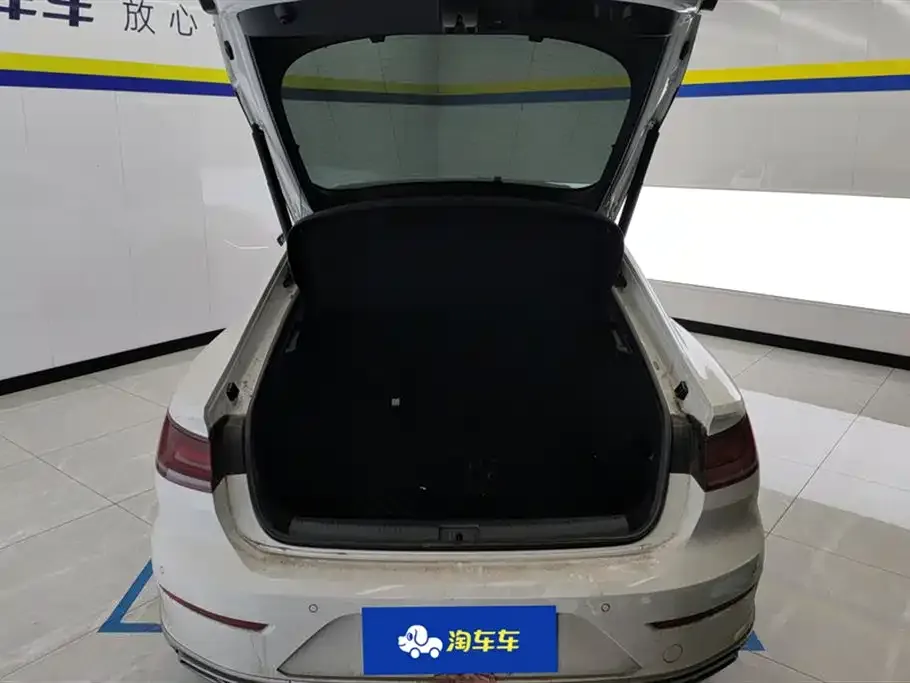 Volkswagen CC 2022 из CN, фото 5