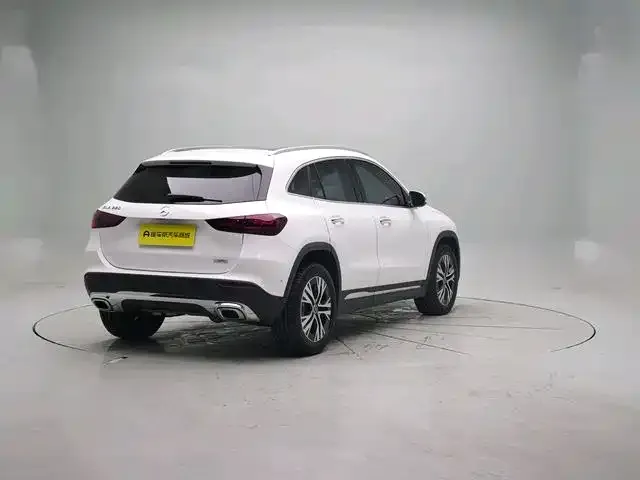 Mercedes-Benz GLA — фото 7