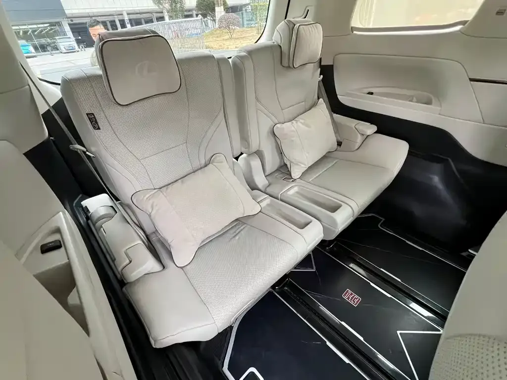 Lexus LM 2026 из CN, фото 5