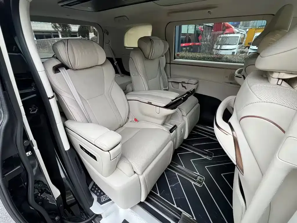Lexus LM 2026 из CN, фото 4