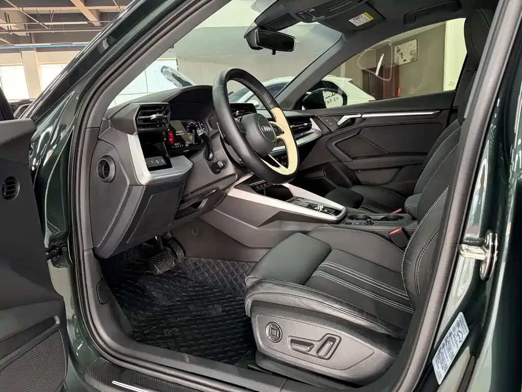 Audi A3 2022 из CN, фото 7