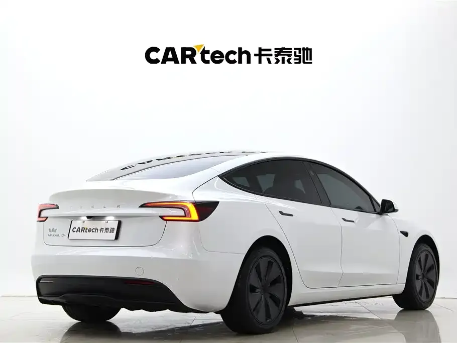 Tesla Model 3 — фото 2
