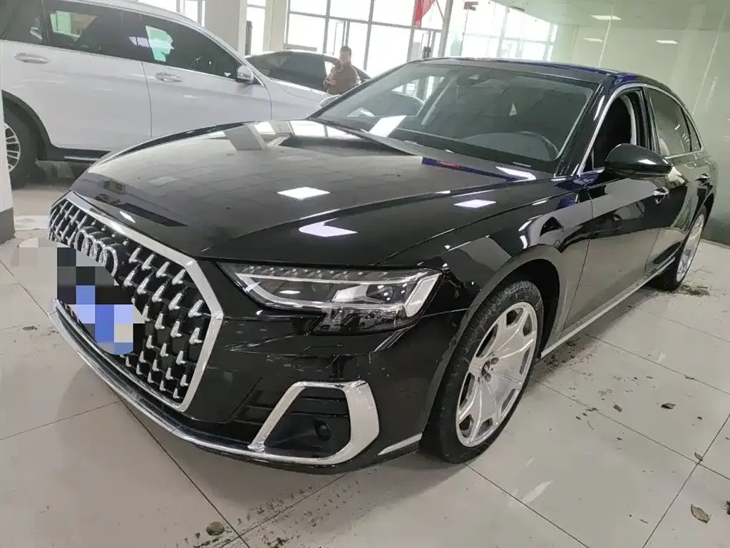 Audi A8 2023 из CN, фото 2