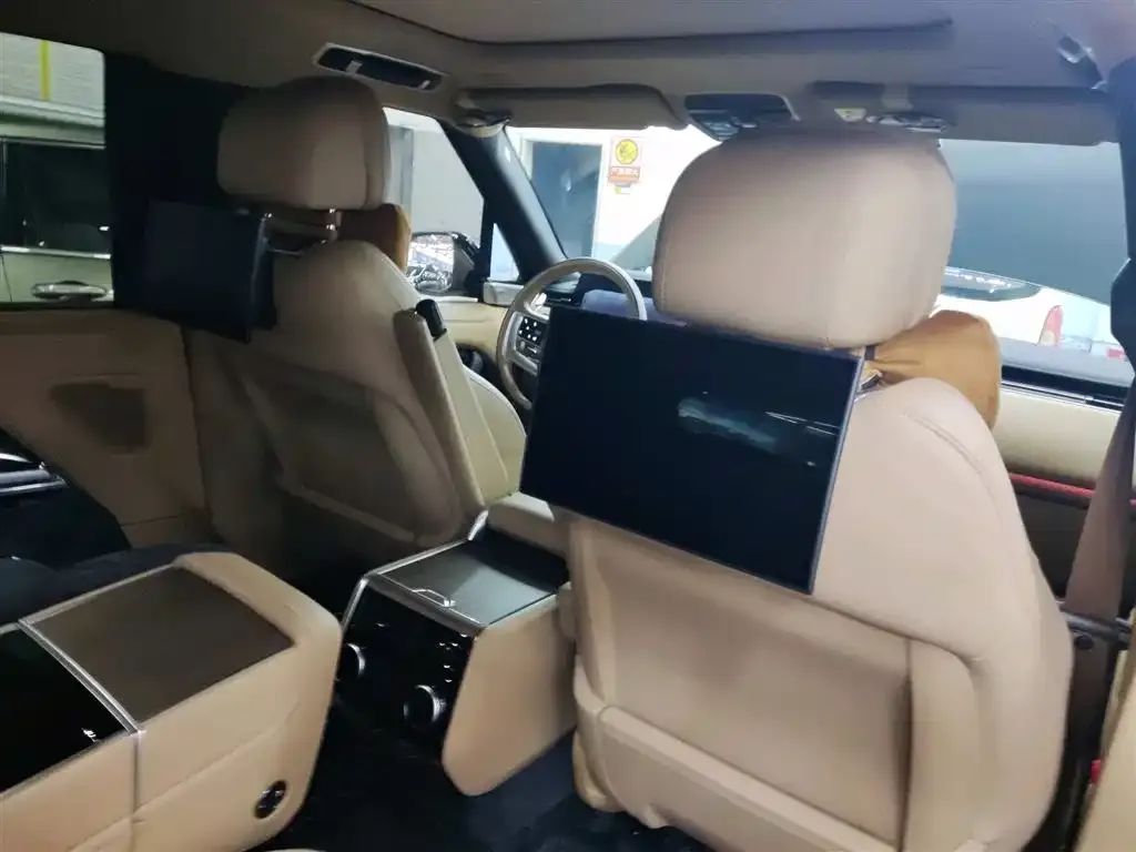 Land Rover Range Rover 2024 из CN, фото 2