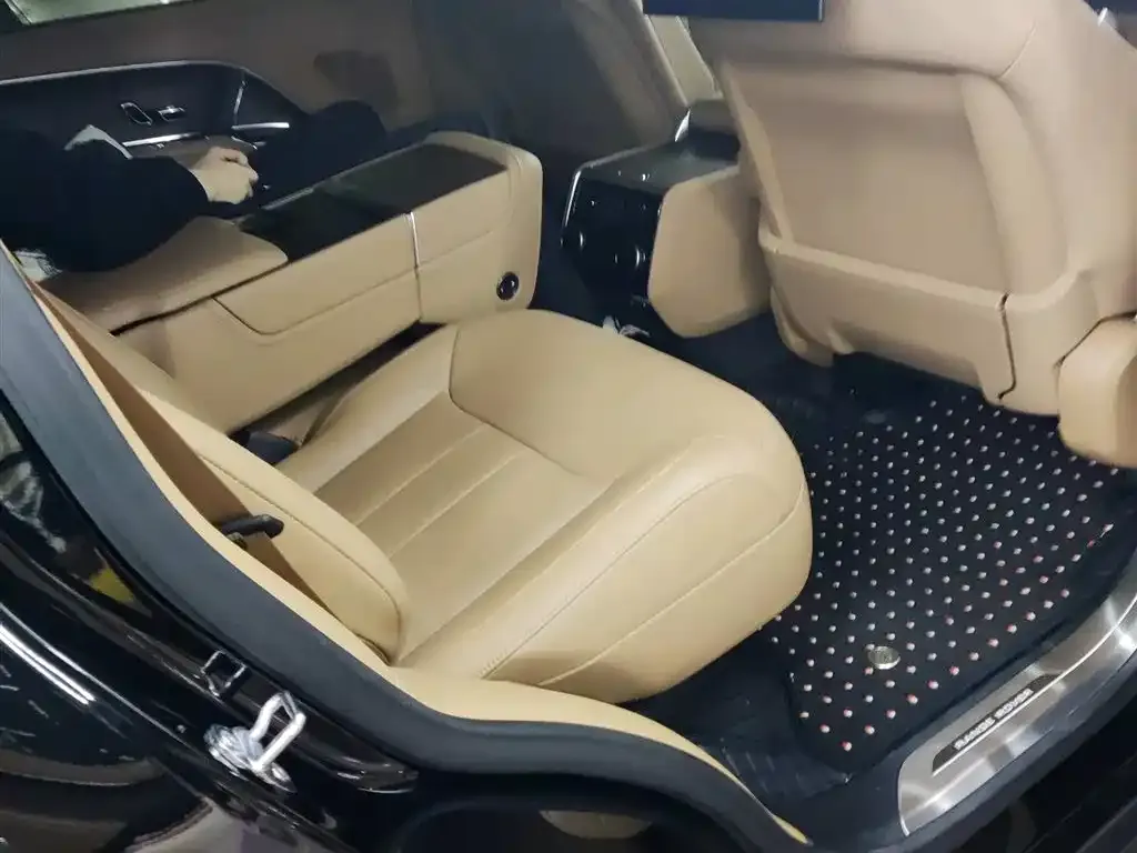 Land Rover Range Rover 2024 из CN, фото 3