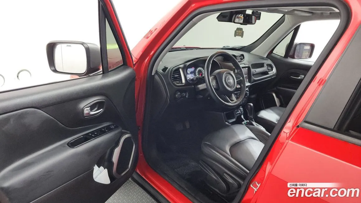 Jeep Renegade 2021 из KR, фото 7