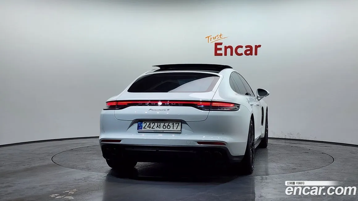 Porsche Panamera 2021 из KR, фото 6