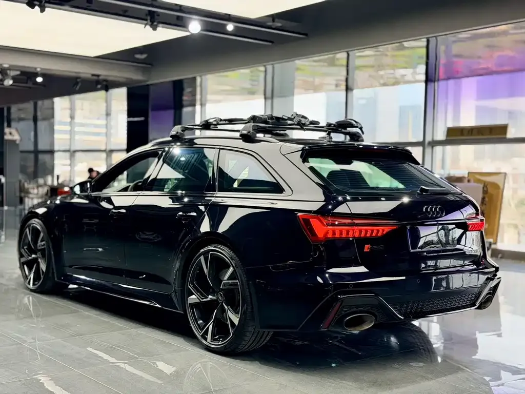 Audi RS 6 2022 из CN, фото 4
