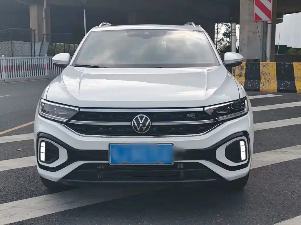 Volkswagen T-Roc 2024 из CN, фото 2