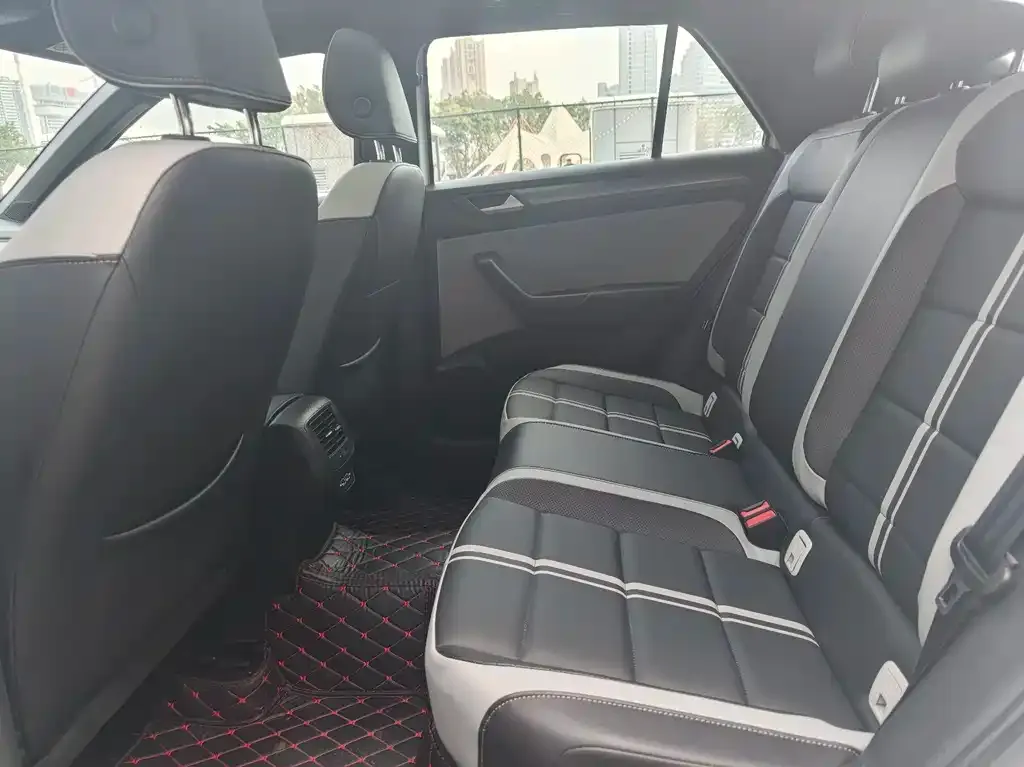 Volkswagen T-Roc 2024 из CN, фото 9