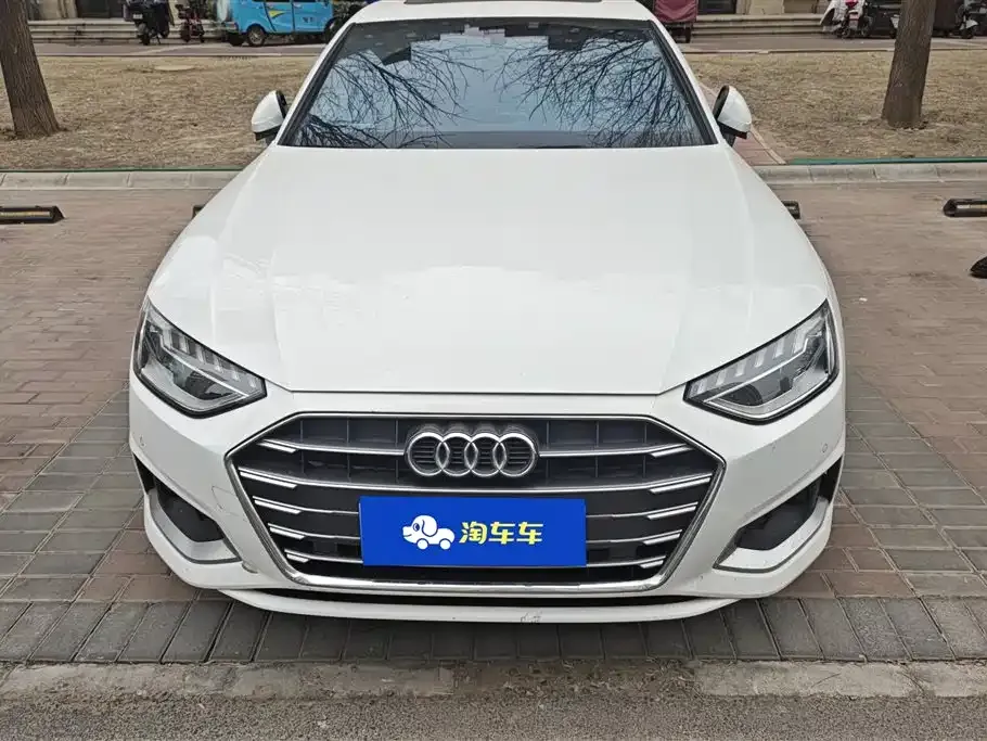 Audi A4L 2022 из CN, фото 5
