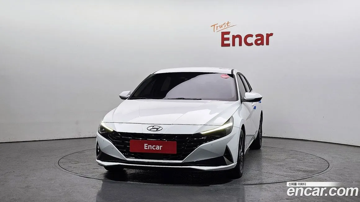 Hyundai AVANTE — фото 5