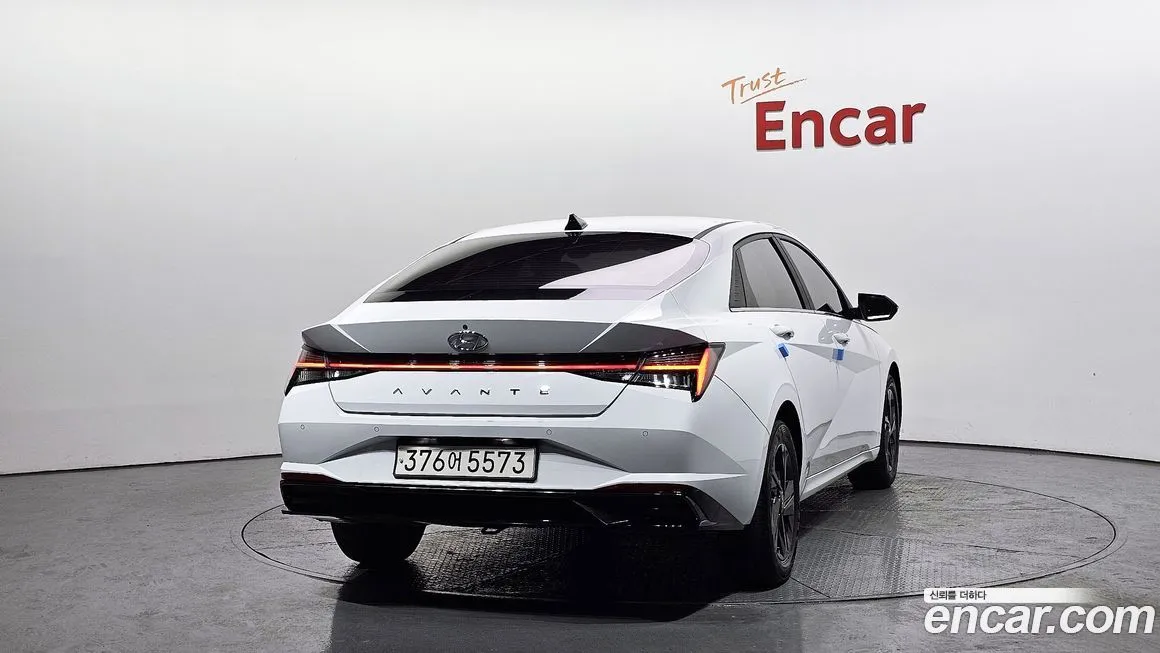 Hyundai AVANTE — фото 6
