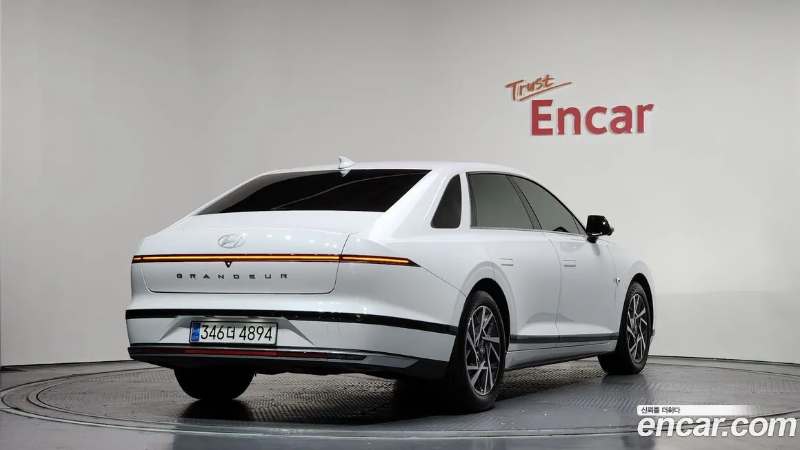 Hyundai Grandeur 2023 из KR, фото 2