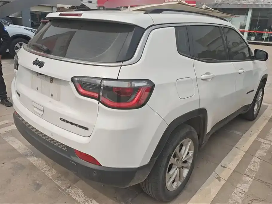 Jeep Compass 2021 из CN, фото 5