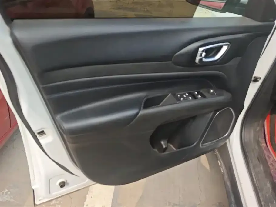 Jeep Compass 2021 из CN, фото 2