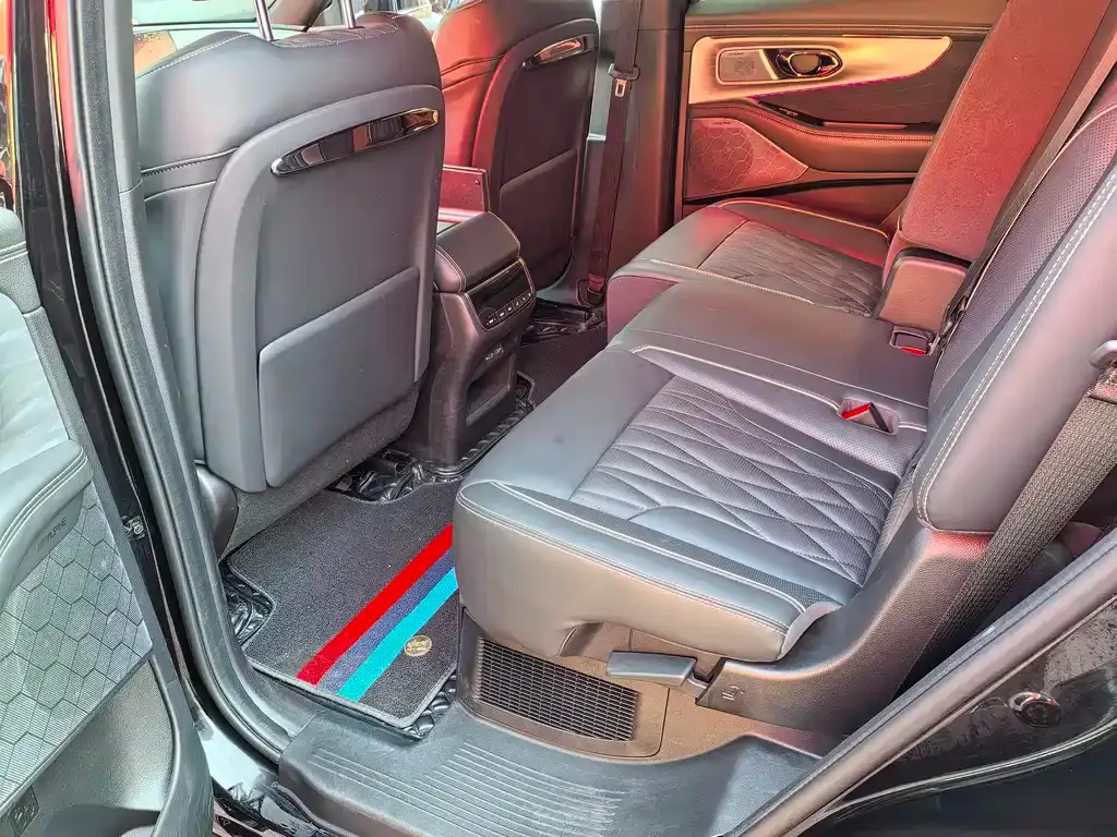 GAC Motor Trumpchi GS8 — фото 4