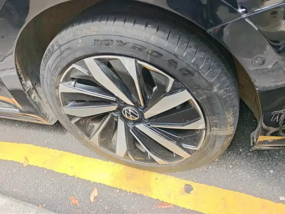 Volkswagen Passat — фото 3