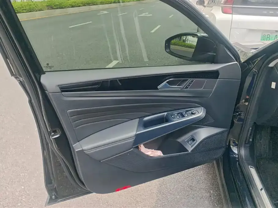 Volkswagen Passat — фото 2